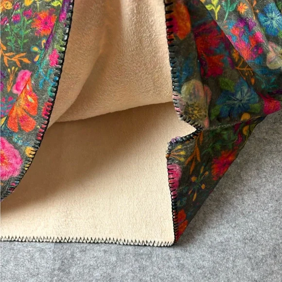 Natural Life Oversized Cozy Blanket Hoodie One size Multi Flora - Picture 6 of 10